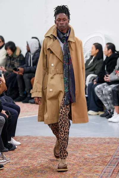 Look 24